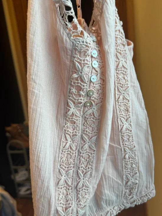 AMERICAN EAGLE Pale Pink Lace-Trim Camisole - Picture 8 of 11